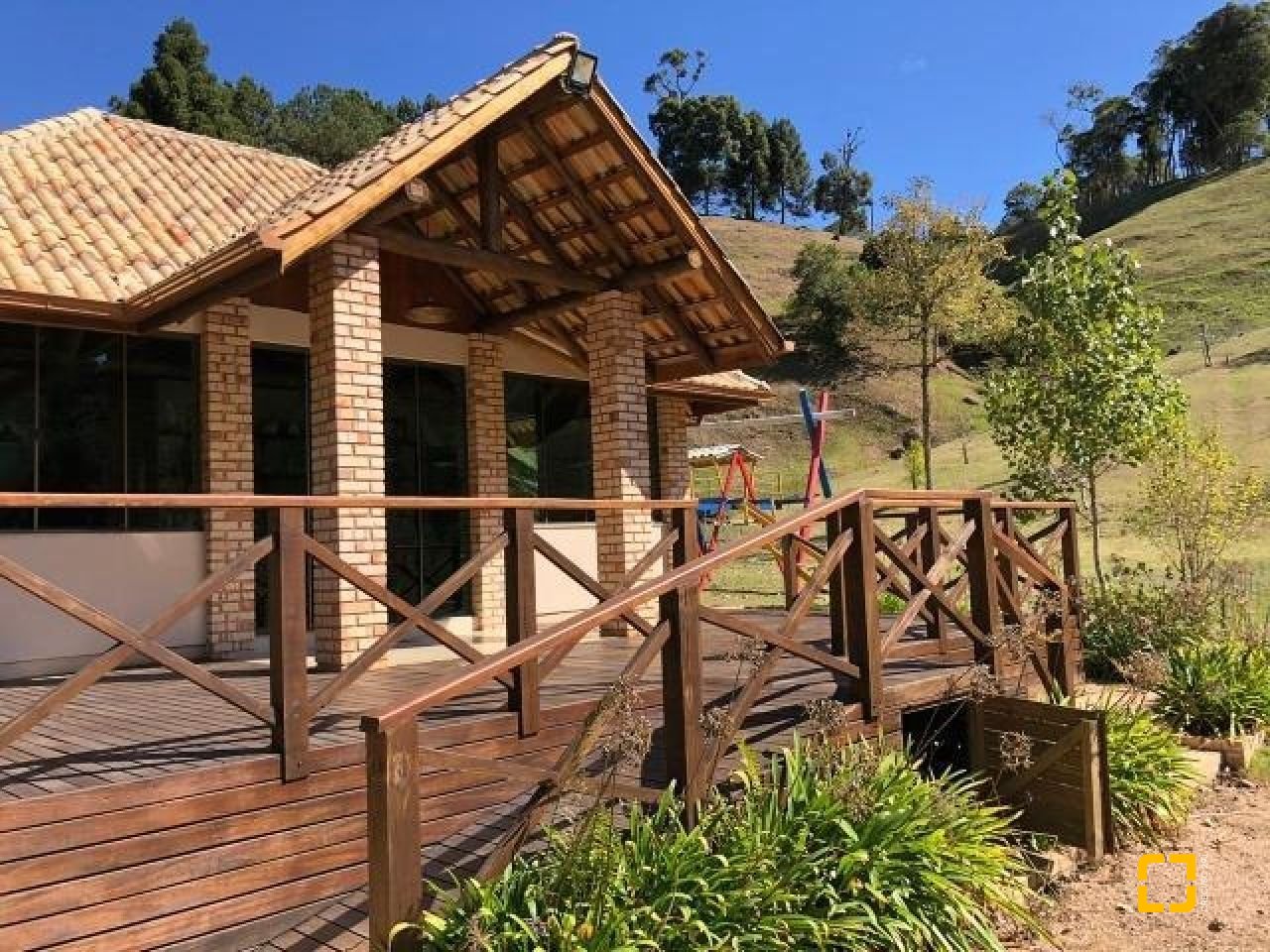 Terreno com 1000m², no bairro Invernadinha em Rancho Queimado