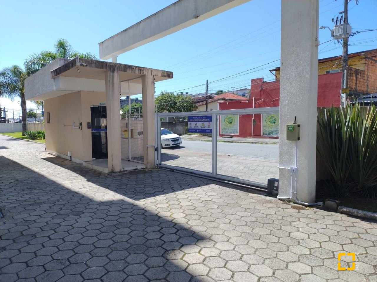 Apartamento com 72m², 2 quartos, 1 garagem, no bairro Real Parque em São José