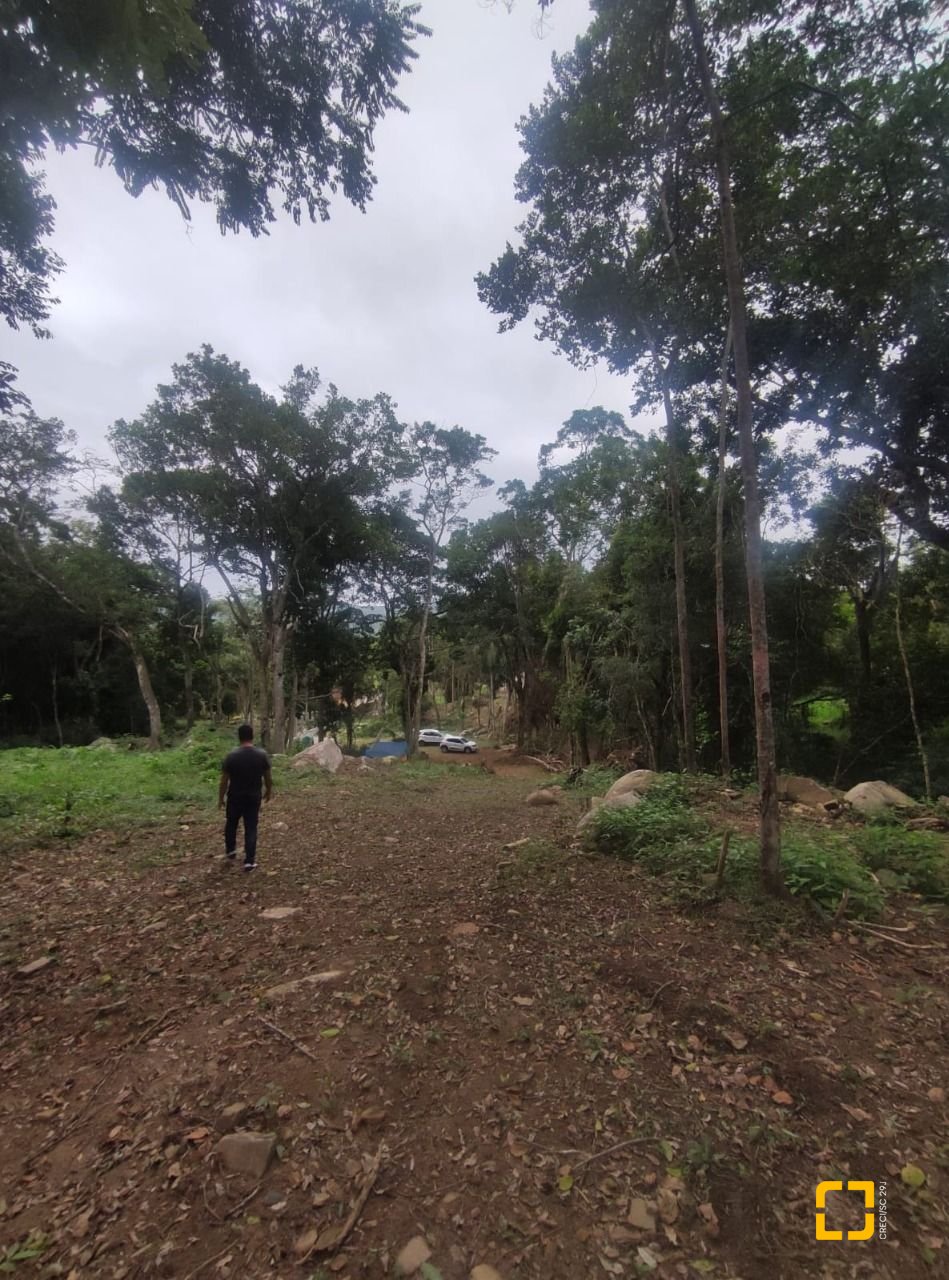 Terreno com 38760m², no bairro Ratones em Florianópolis