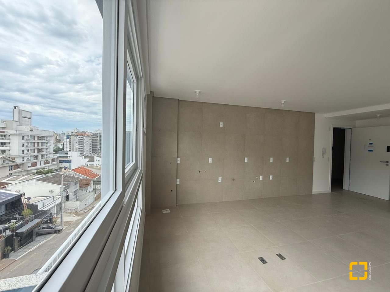 Studio com 38m², 1 quarto, 1 garagem, no bairro Centro em Florianópolis