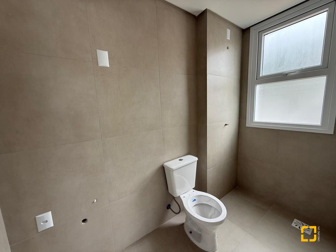 Studio com 38m², 1 quarto, 1 garagem, no bairro Centro em Florianópolis