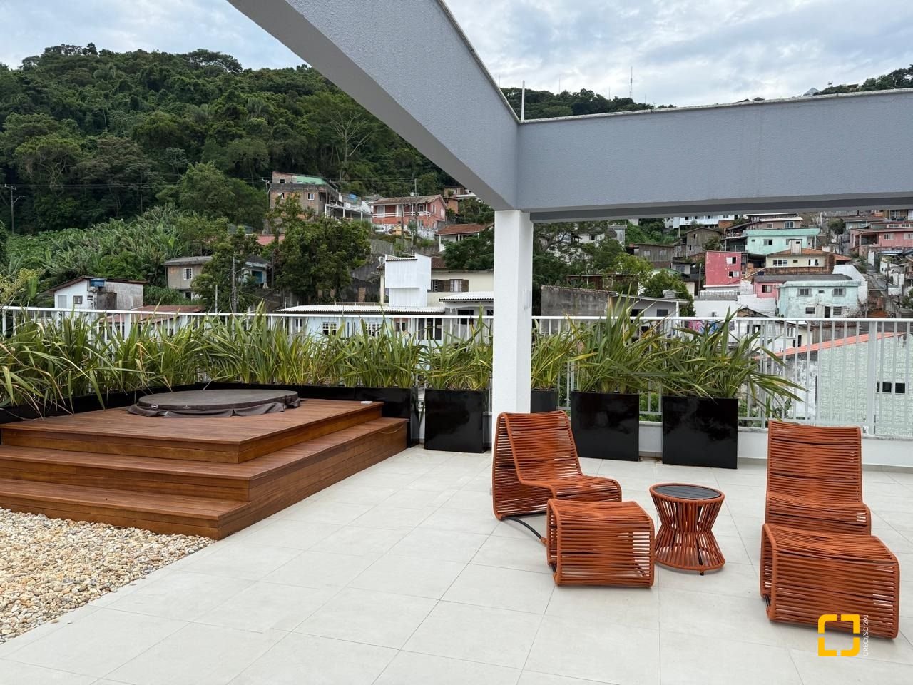 Studio com 38m², 1 quarto, 1 garagem, no bairro Centro em Florianópolis