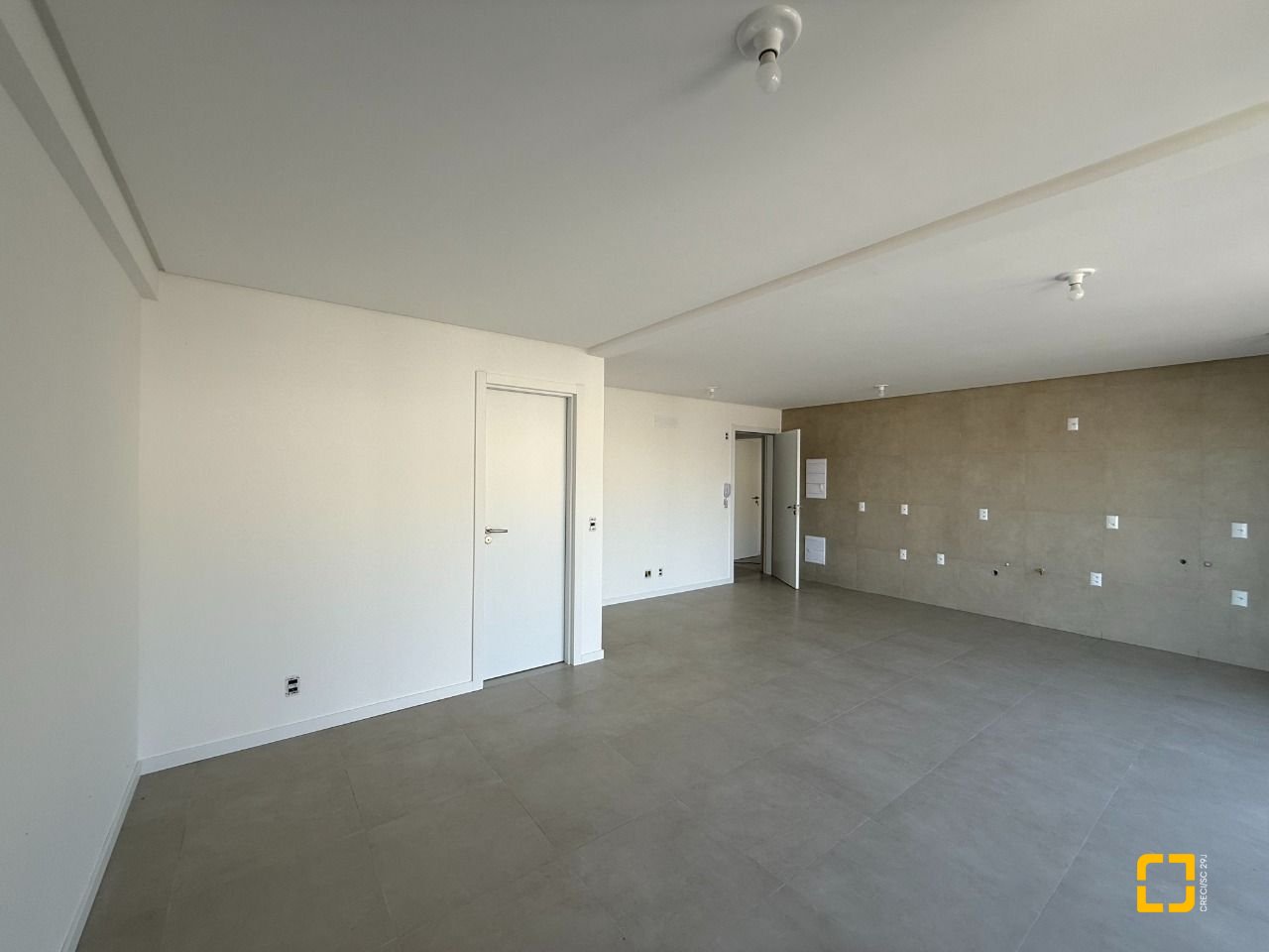 Studio com 58m², 1 quarto, 1 garagem, no bairro Centro em Florianópolis