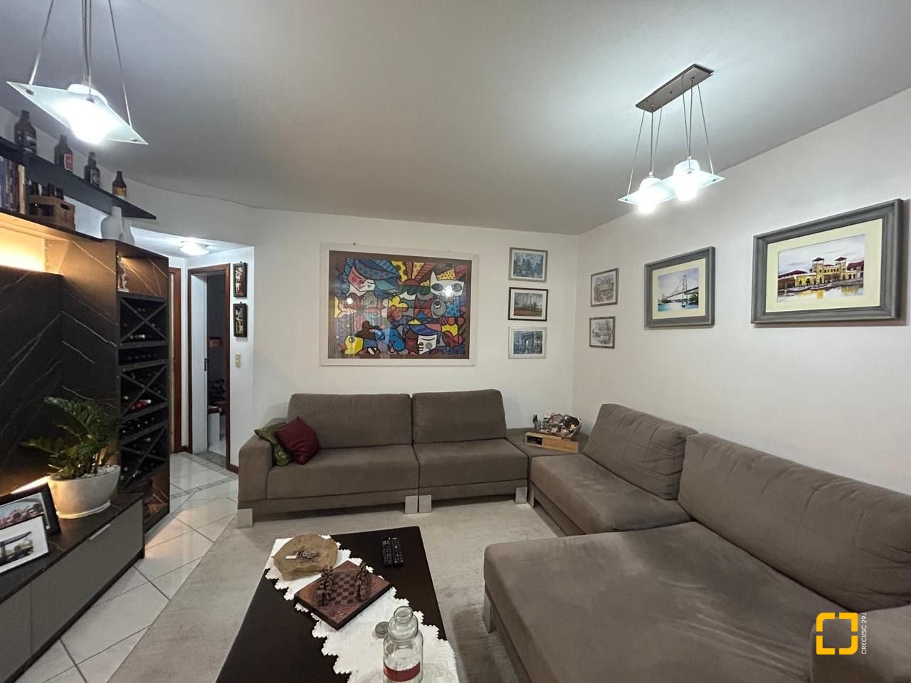 Apartamento com 138m², 4 quartos (sendo 1 suíte), 1 garagem, no bairro Kobrasol em São José