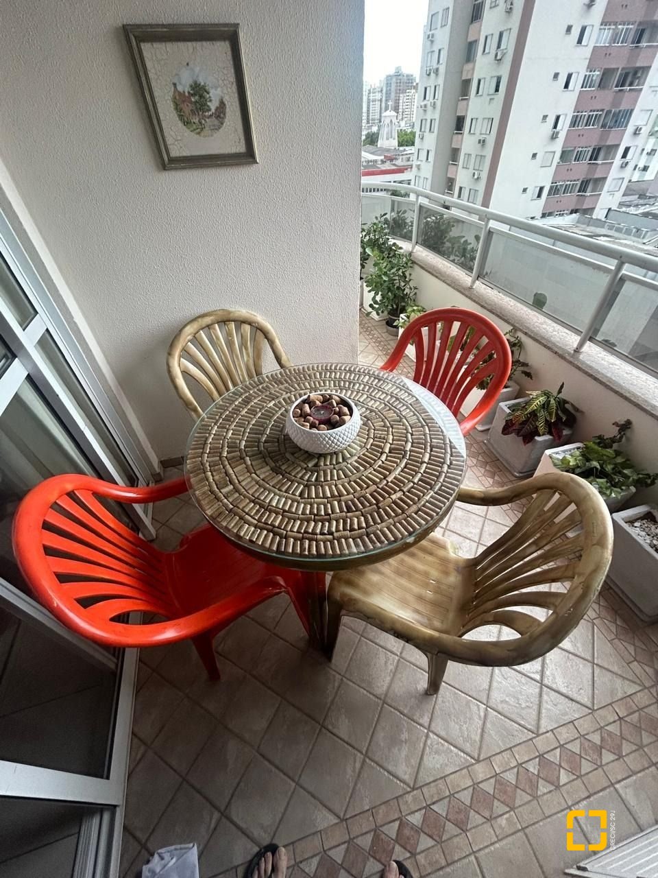 Apartamento com 138m², 4 quartos (sendo 1 suíte), 1 garagem, no bairro Kobrasol em São José