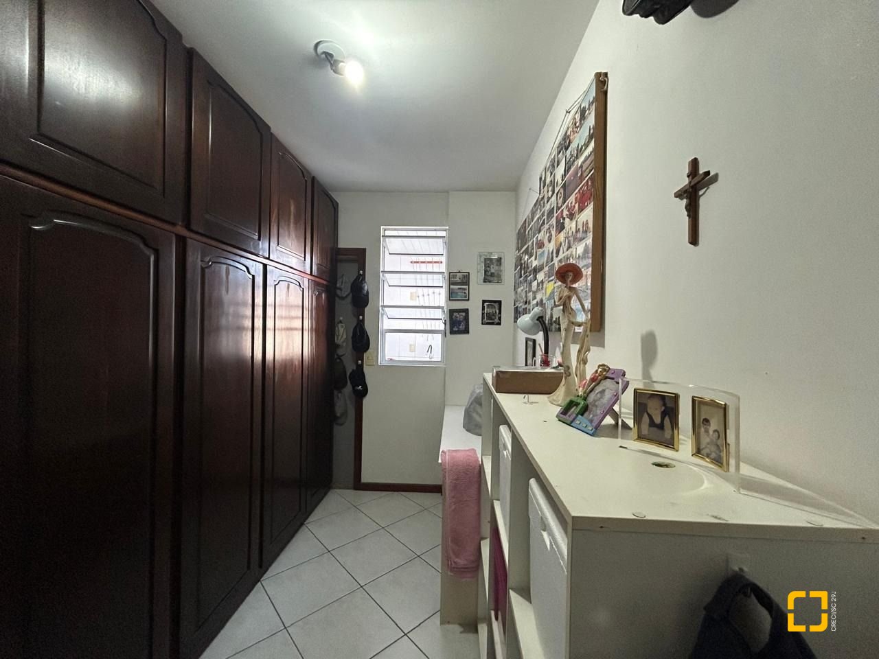 Apartamento com 138m², 4 quartos (sendo 1 suíte), 1 garagem, no bairro Kobrasol em São José
