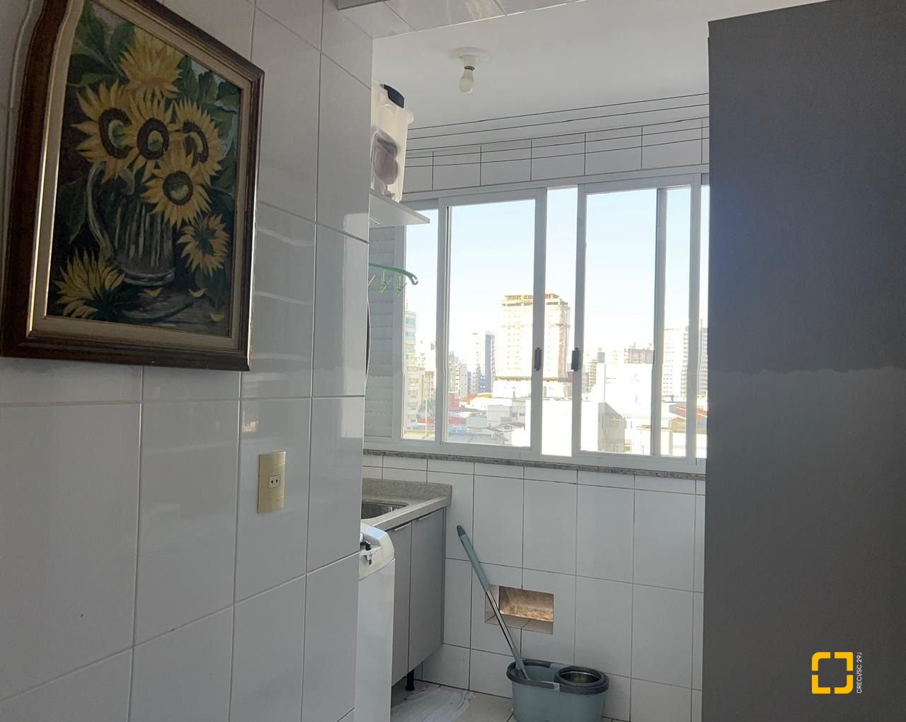 Apartamento com 138m², 4 quartos (sendo 1 suíte), 1 garagem, no bairro Kobrasol em São José