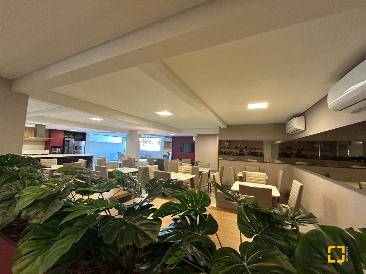 Apartamento com 138m², 4 quartos (sendo 1 suíte), 1 garagem, no bairro Kobrasol em São José