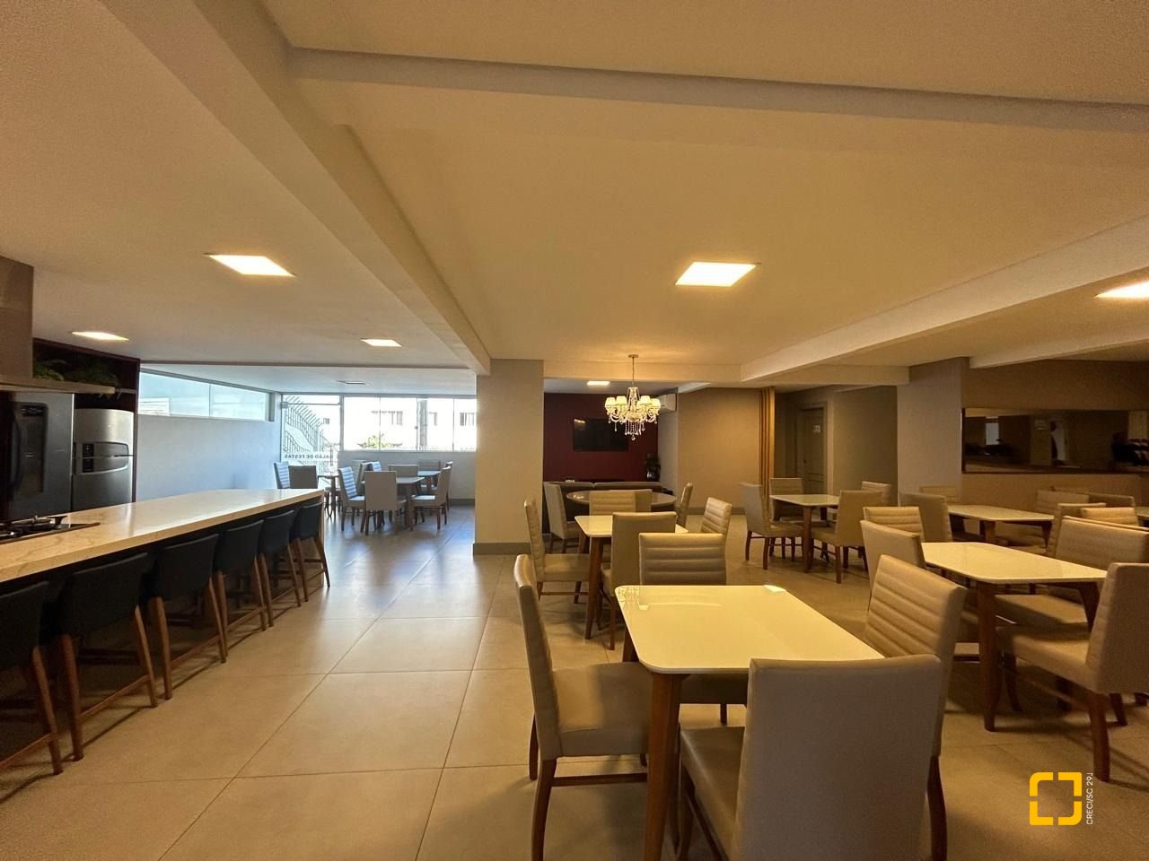 Apartamento com 138m², 4 quartos (sendo 1 suíte), 1 garagem, no bairro Kobrasol em São José