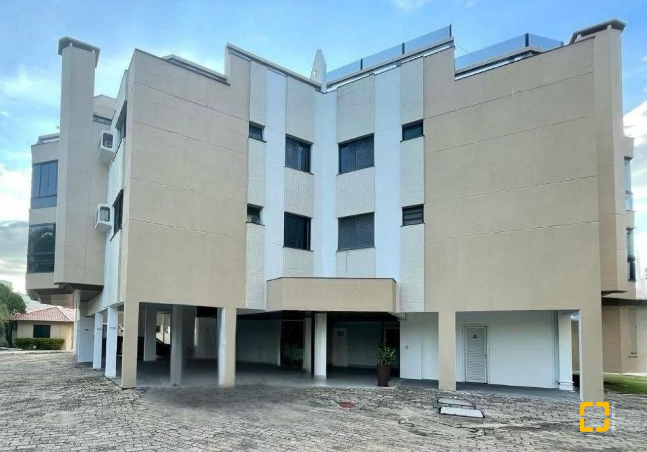 Apartamento com 118m², 4 quartos (sendo 1 suíte), 2 garagens, no bairro Ingleses em Florianópolis