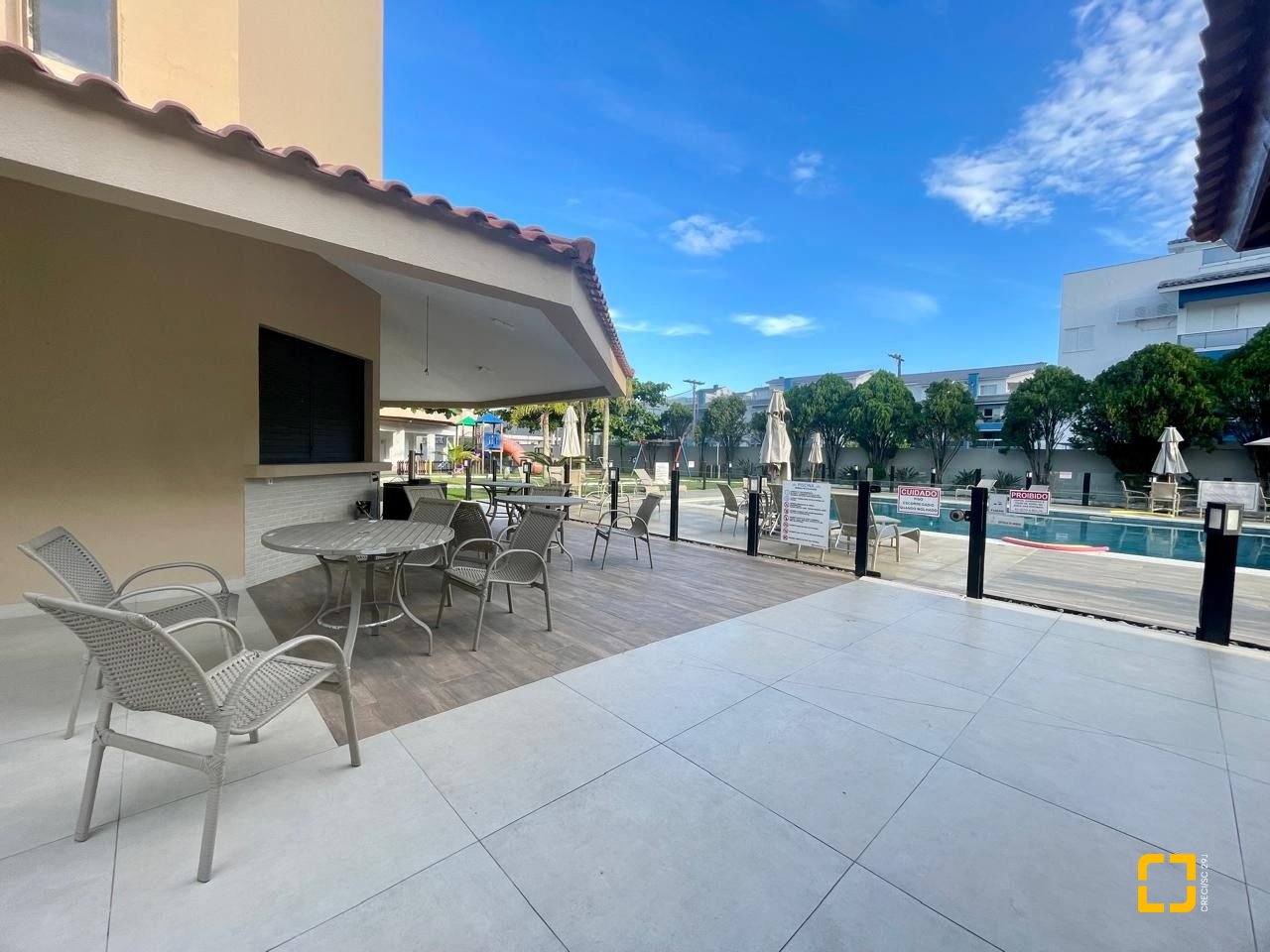 Apartamento com 118m², 4 quartos (sendo 1 suíte), 2 garagens, no bairro Ingleses em Florianópolis