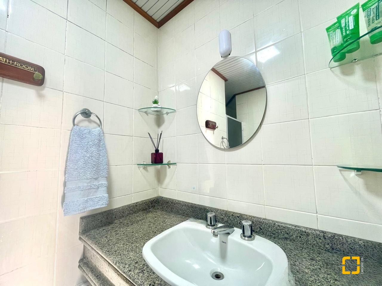 Apartamento com 118m², 4 quartos (sendo 1 suíte), 2 garagens, no bairro Ingleses em Florianópolis