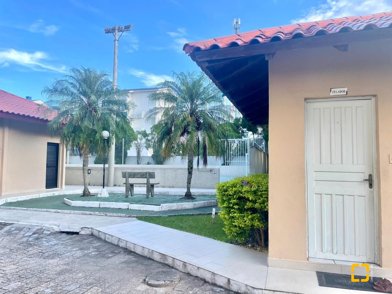 Apartamento com 118m², 4 quartos (sendo 1 suíte), 2 garagens, no bairro Ingleses em Florianópolis