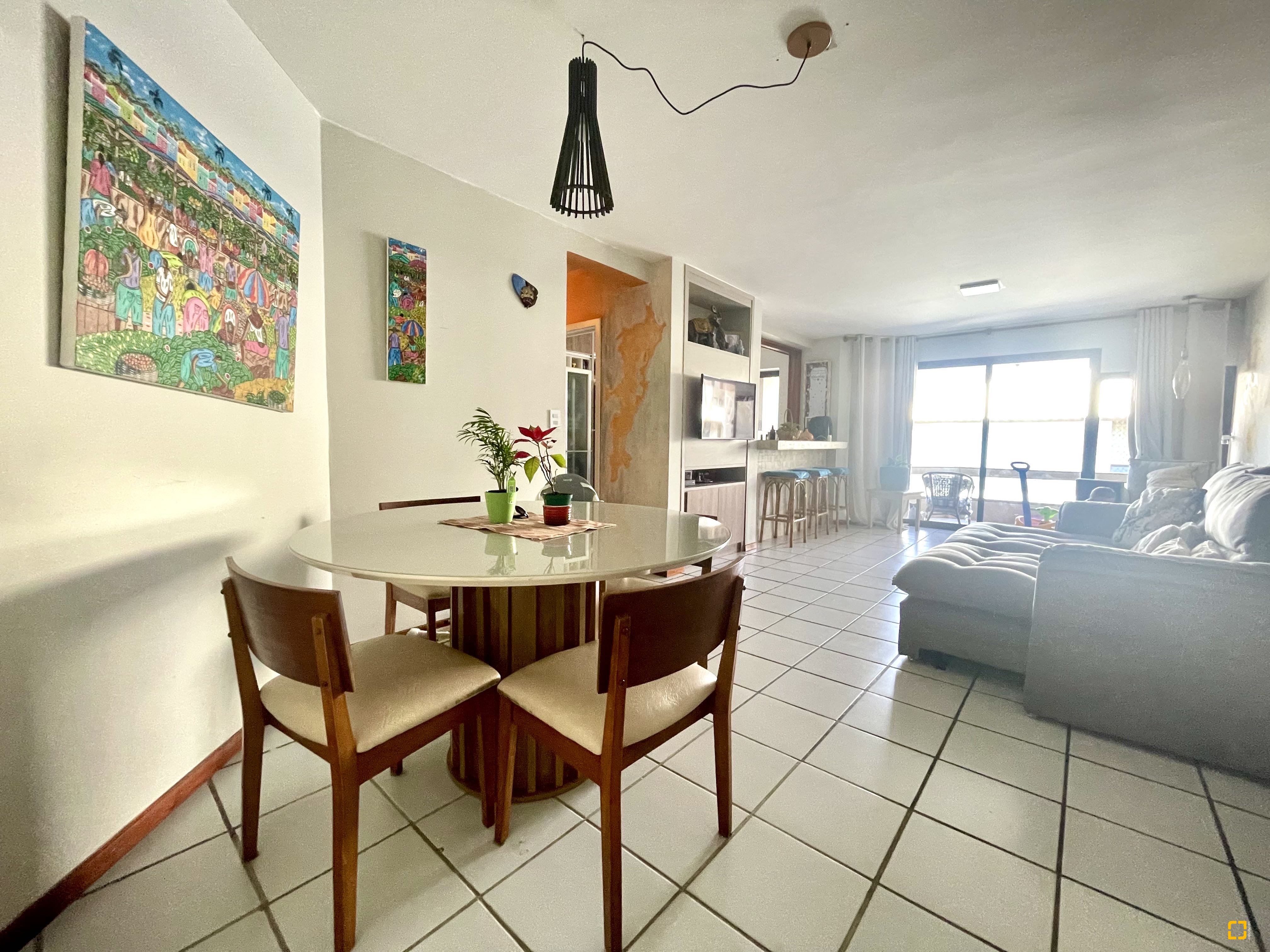Apartamento com 118m², 4 quartos (sendo 1 suíte), 2 garagens, no bairro Ingleses em Florianópolis