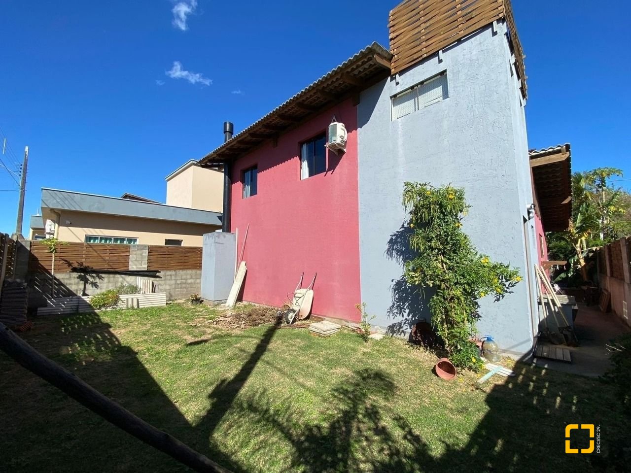 Casa com 170m², 3 quartos (sendo 1 suíte), no bairro Rio Tavares em Florianópolis