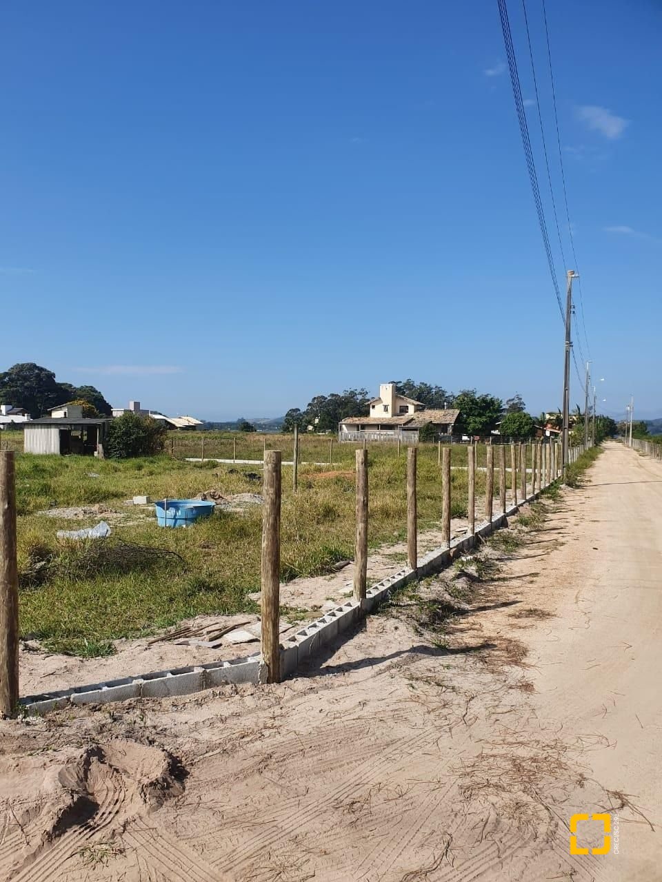 Terreno com 1158m², no bairro Campo Duna em Imbituba