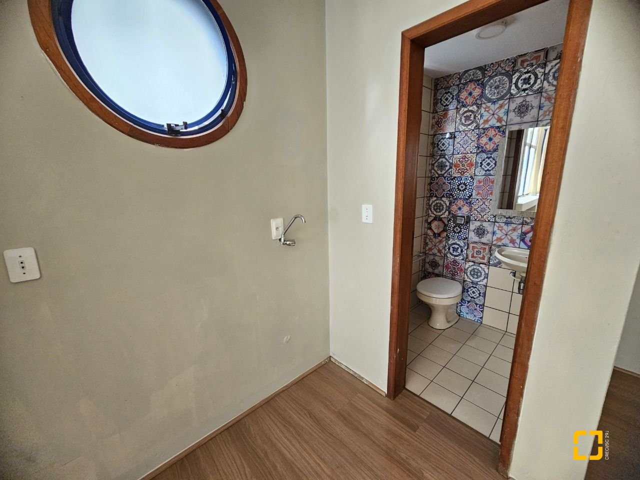 Sala com 49m², 1 garagem, no bairro Centro em Florianópolis