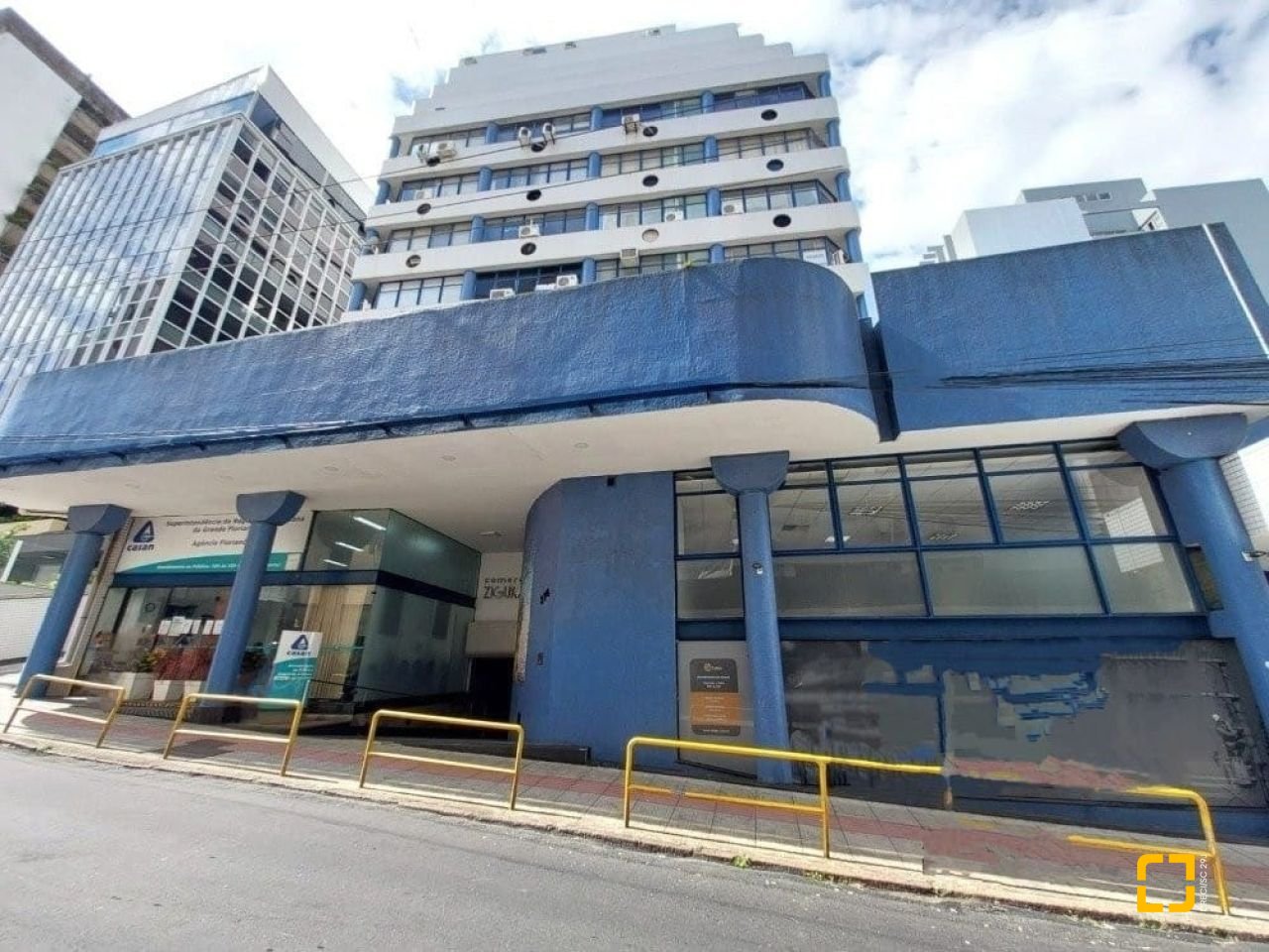 Sala com 49m², 1 garagem, no bairro Centro em Florianópolis