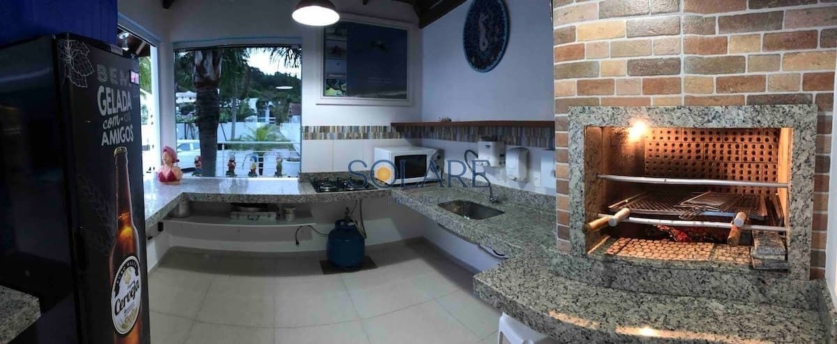 Casa com 200m², 7 quartos (sendo 2 suítes), 2 garagens, no bairro Santo Antônio de Lisboa em Florianópolis