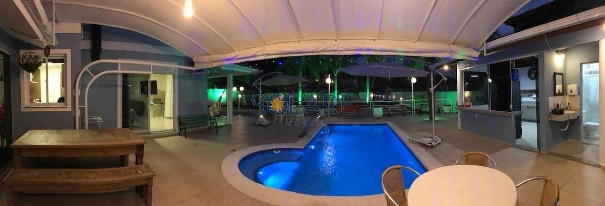 Casa com 200m², 7 quartos (sendo 2 suítes), 2 garagens, no bairro Santo Antônio de Lisboa em Florianópolis