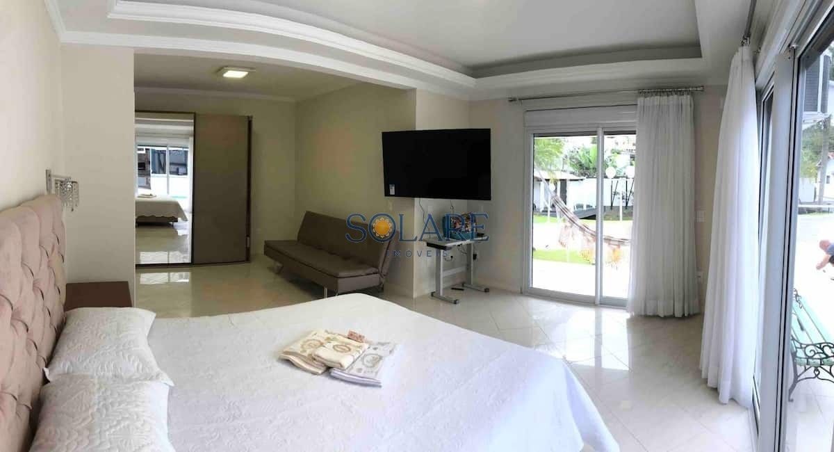 Casa com 200m², 7 quartos (sendo 2 suítes), 2 garagens, no bairro Santo Antônio de Lisboa em Florianópolis