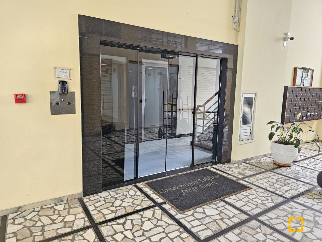 Sala com 26m², no bairro Centro em Florianópolis