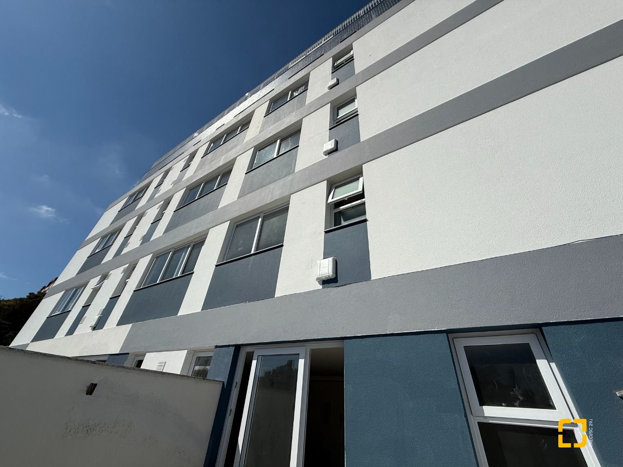 Apartamento com 55m², 1 quarto, 1 garagem, no bairro Centro em Florianópolis