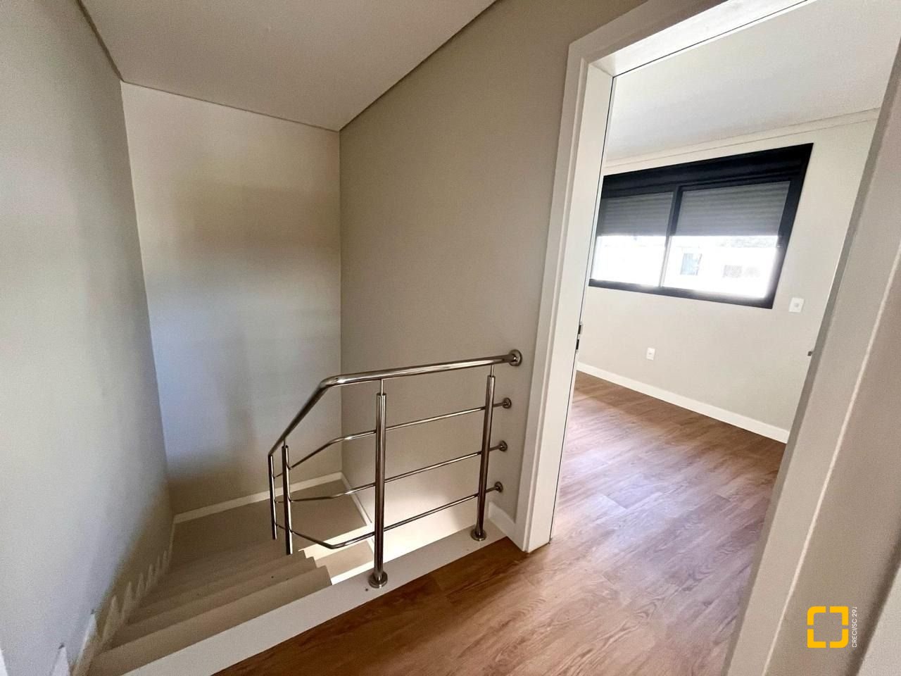 Casa com 215m², 6 quartos (sendo 2 suítes), 2 garagens, no bairro Ingleses em Florianópolis