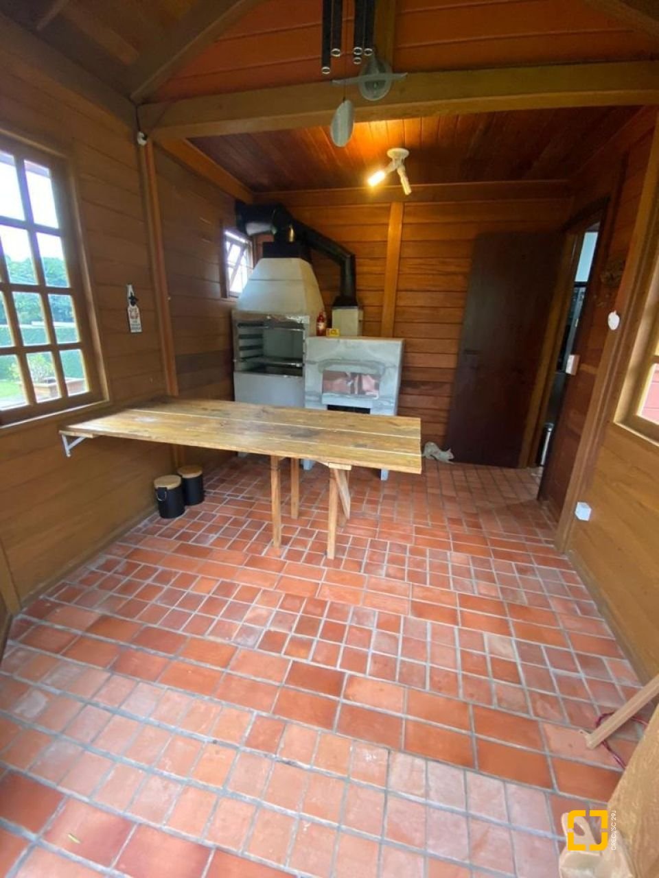 Casa de Condomínio com 200m², 4 quartos (sendo 1 suíte), 2 garagens, no bairro Cacupé em Florianópolis