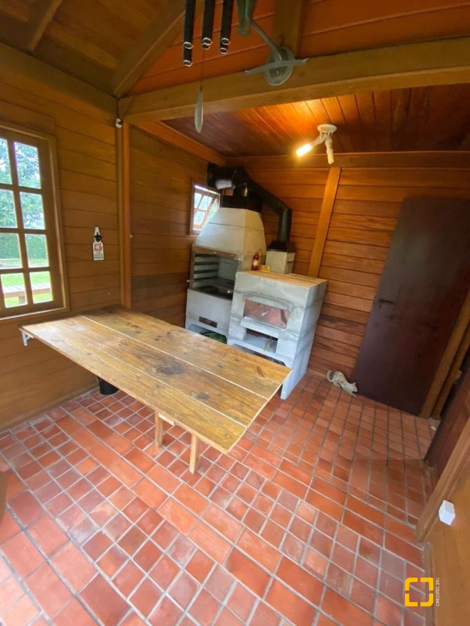 Casa de Condomínio com 200m², 4 quartos (sendo 1 suíte), 2 garagens, no bairro Cacupé em Florianópolis