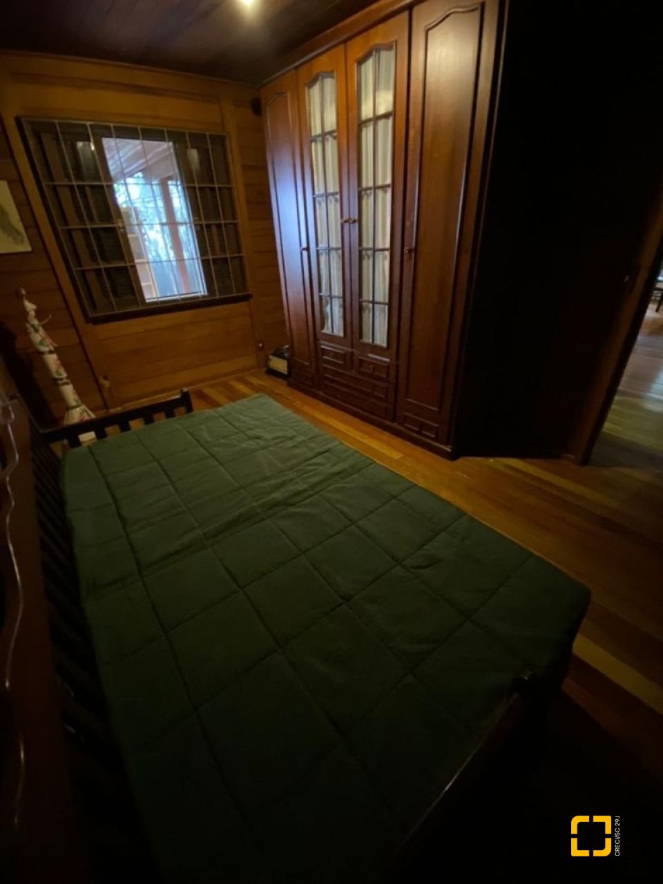 Casa de Condomínio com 200m², 4 quartos (sendo 1 suíte), 2 garagens, no bairro Cacupé em Florianópolis