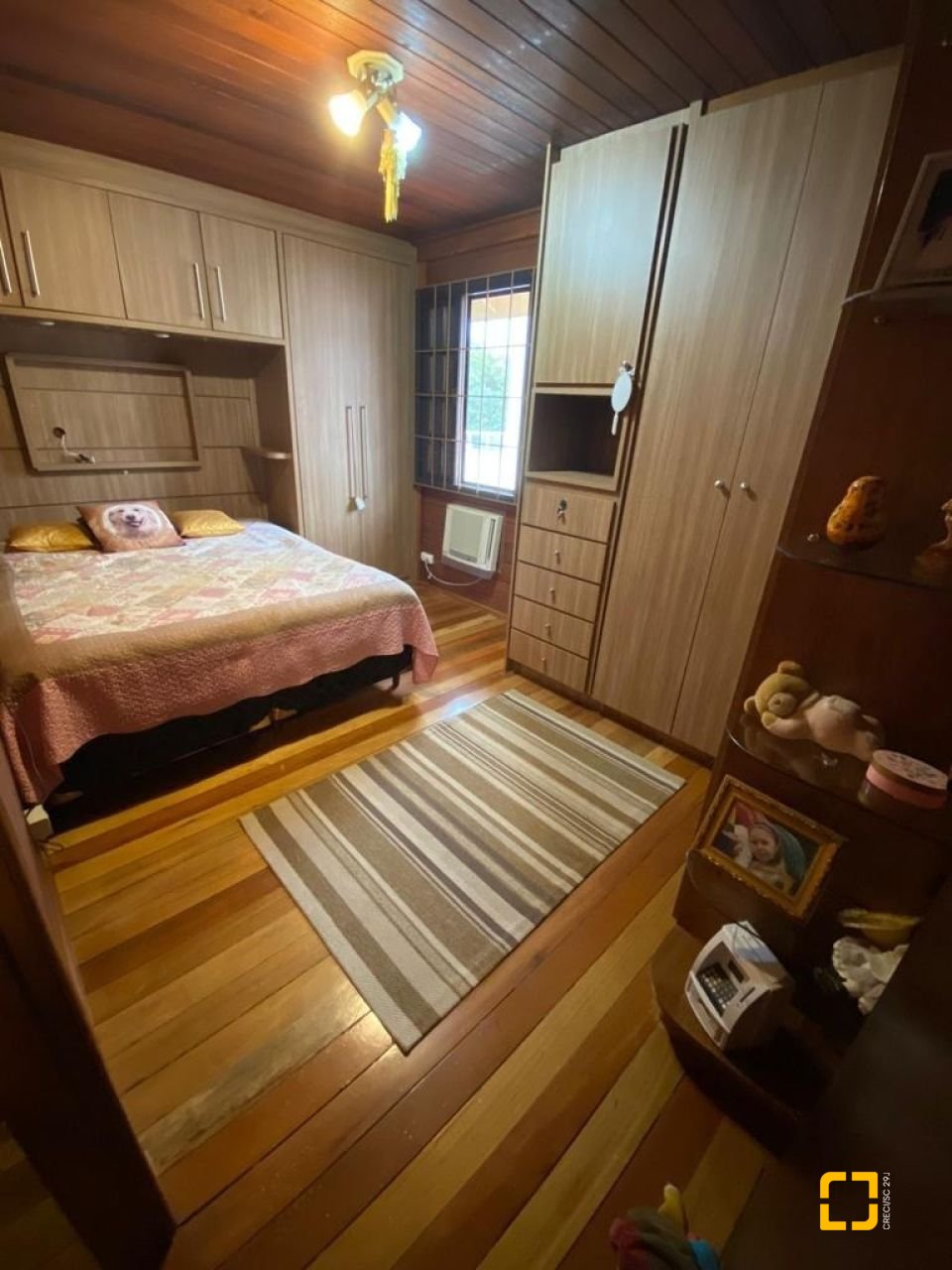 Casa de Condomínio com 200m², 4 quartos (sendo 1 suíte), 2 garagens, no bairro Cacupé em Florianópolis
