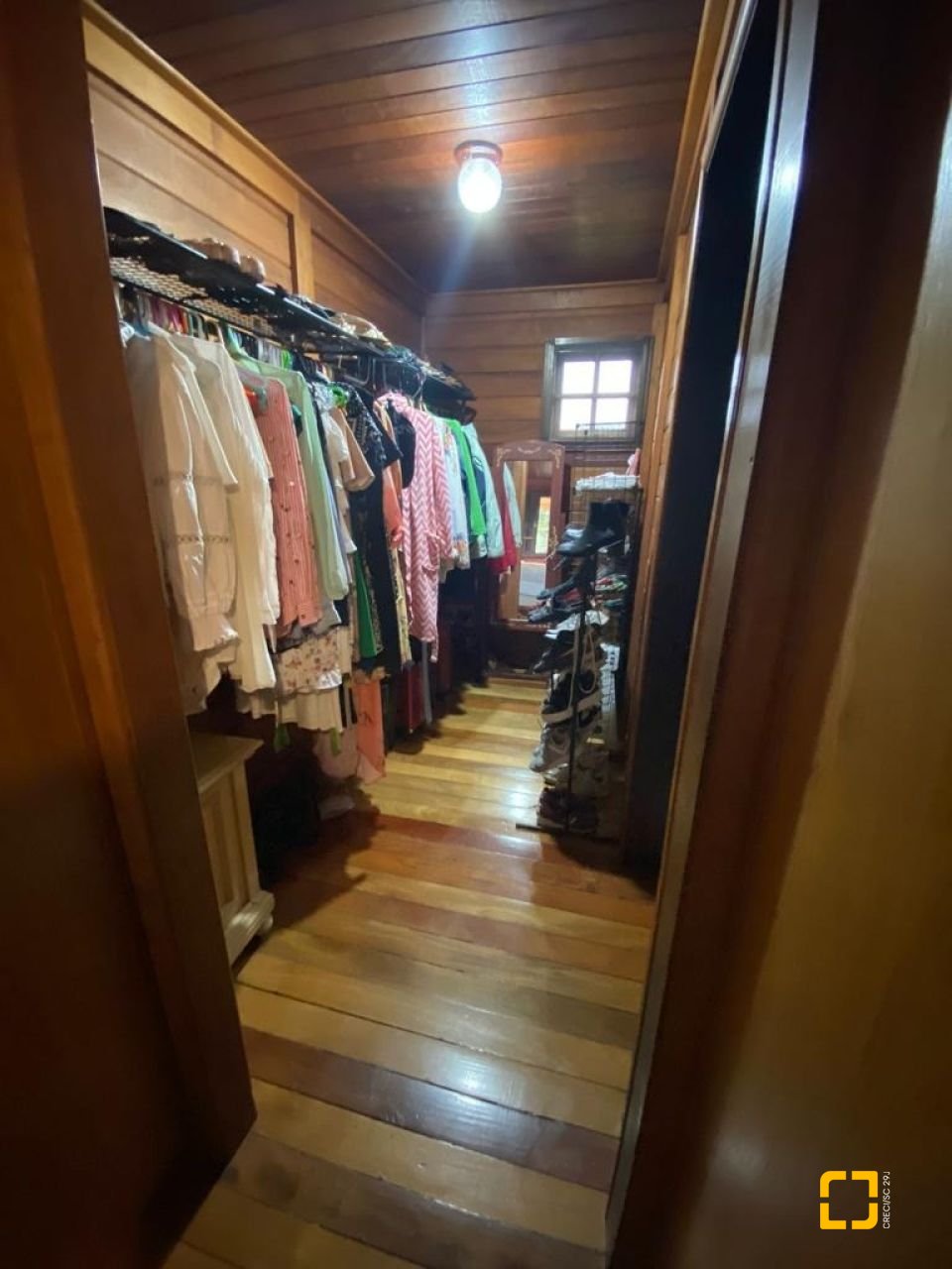 Casa de Condomínio com 200m², 4 quartos (sendo 1 suíte), 2 garagens, no bairro Cacupé em Florianópolis