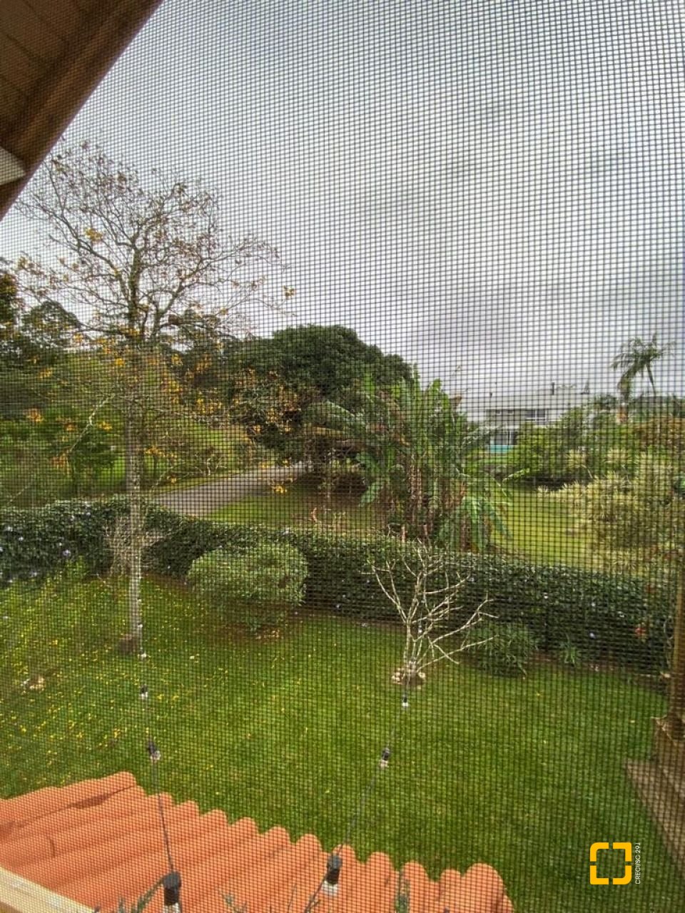 Casa de Condomínio com 200m², 4 quartos (sendo 1 suíte), 2 garagens, no bairro Cacupé em Florianópolis