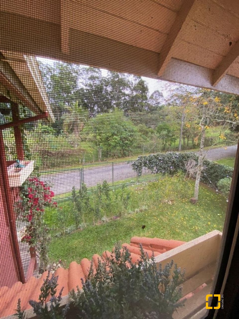 Casa de Condomínio com 200m², 4 quartos (sendo 1 suíte), 2 garagens, no bairro Cacupé em Florianópolis