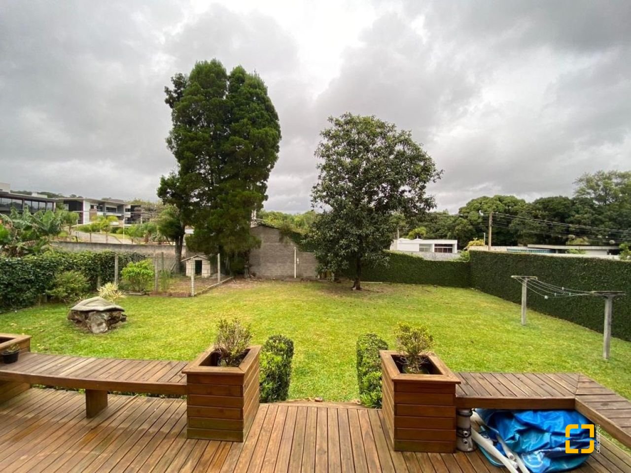 Casa de Condomínio com 200m², 4 quartos (sendo 1 suíte), 2 garagens, no bairro Cacupé em Florianópolis
