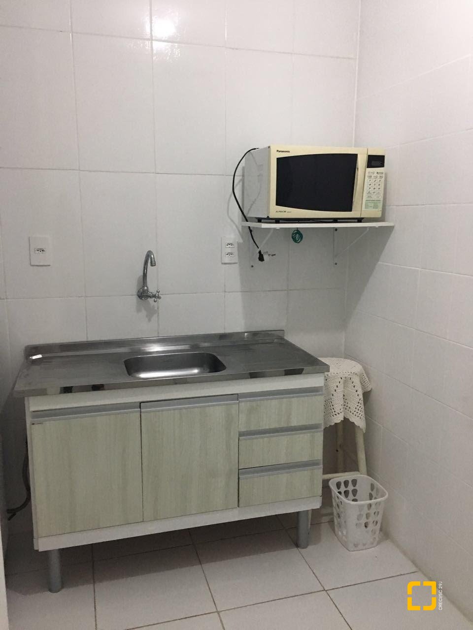 Casa com 153m², 7 quartos (sendo 2 suítes), 4 garagens, no bairro Trindade em Florianópolis