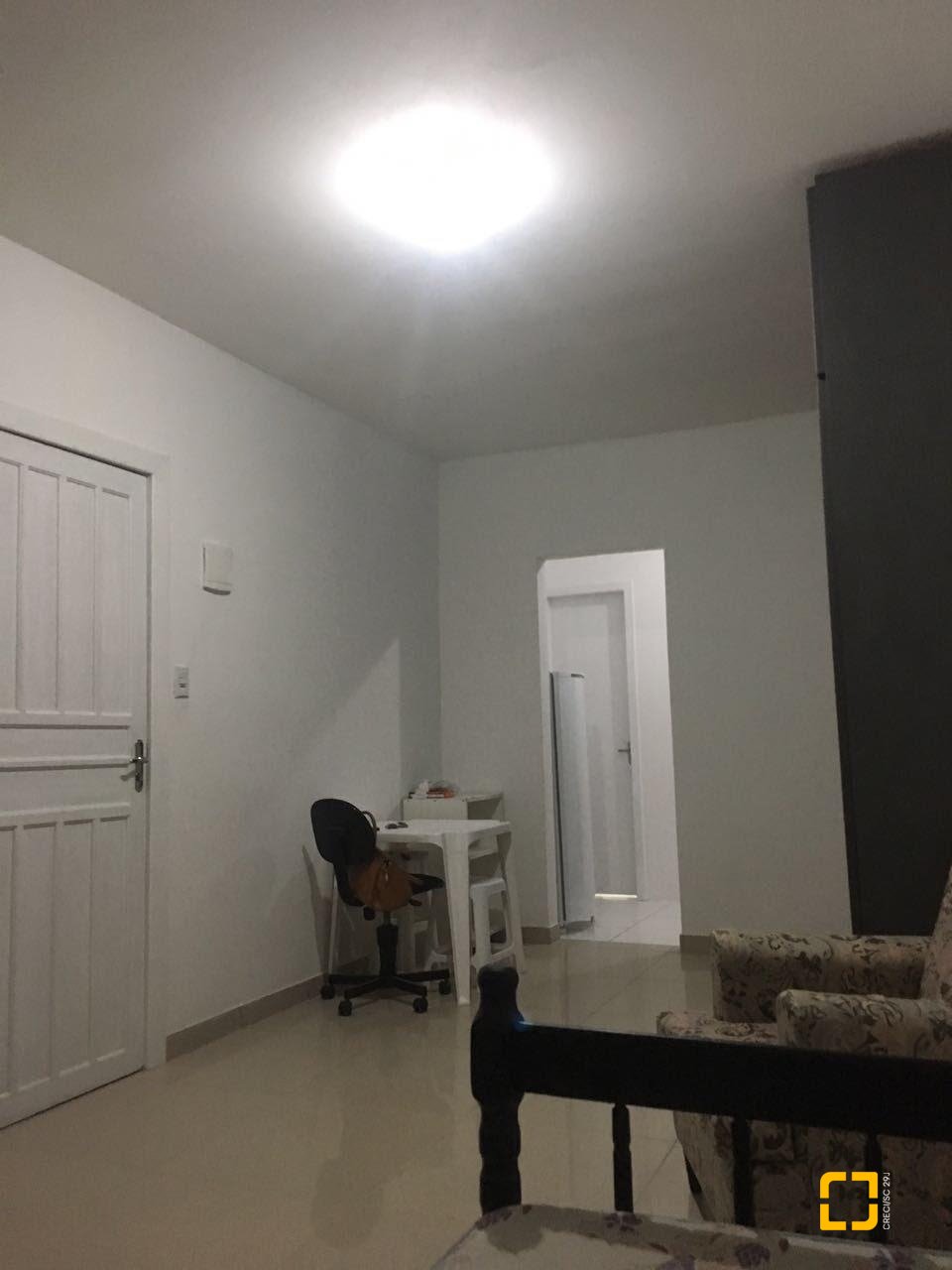 Casa com 153m², 7 quartos (sendo 2 suítes), 4 garagens, no bairro Trindade em Florianópolis
