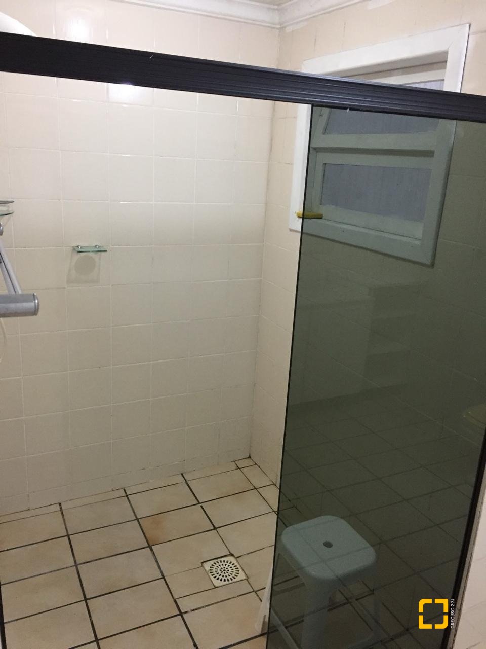 Casa com 153m², 7 quartos (sendo 2 suítes), 4 garagens, no bairro Trindade em Florianópolis
