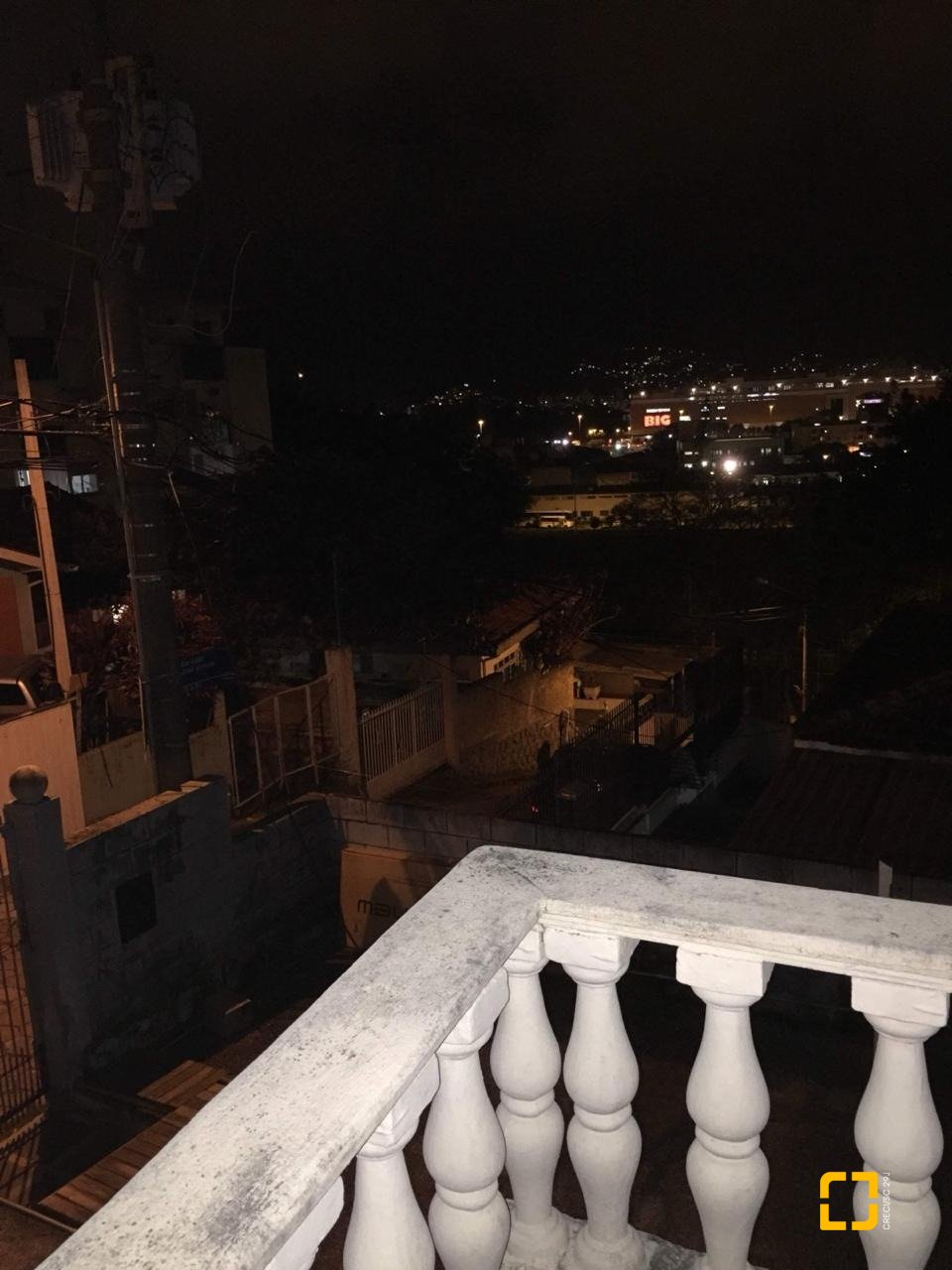 Casa com 153m², 7 quartos (sendo 2 suítes), 4 garagens, no bairro Trindade em Florianópolis