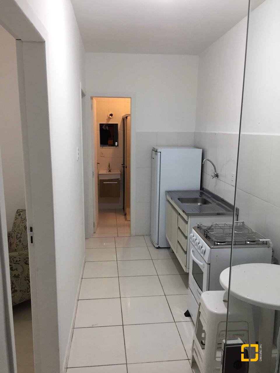 Casa com 153m², 7 quartos (sendo 2 suítes), 4 garagens, no bairro Trindade em Florianópolis