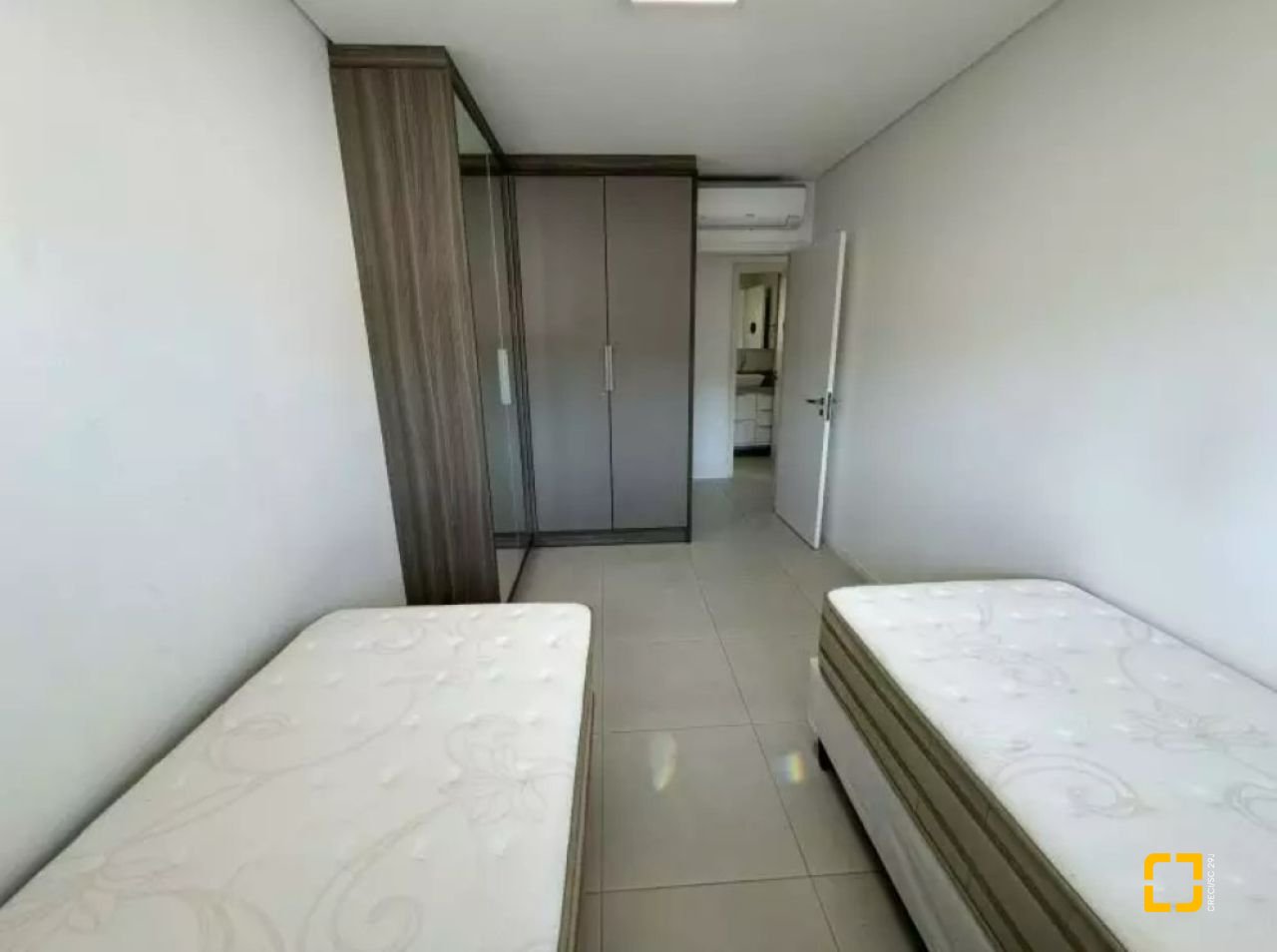 Apartamento com 127m², 4 quartos (sendo 1 suíte), 2 garagens, no bairro Ingleses em Florianópolis