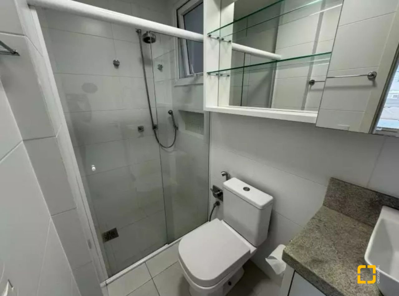 Apartamento com 127m², 4 quartos (sendo 1 suíte), 2 garagens, no bairro Ingleses em Florianópolis