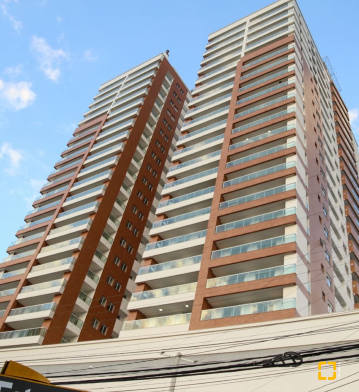 Apartamento com 124m², 3 quartos (sendo 1 suíte), 1 garagem, no bairro Centro em Palhoça
