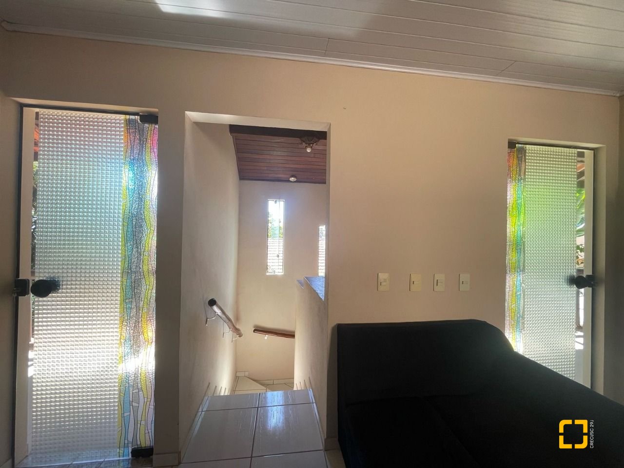 Casa com 450m², 9 quartos (sendo 3 suítes), 4 garagens, no bairro Ingleses em Florianópolis