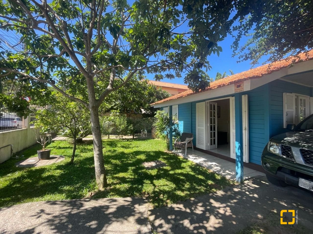 Casa com 450m², 9 quartos (sendo 3 suítes), 4 garagens, no bairro Ingleses em Florianópolis