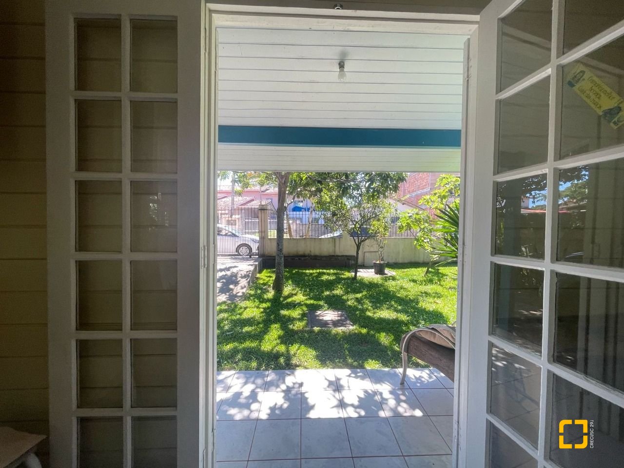 Casa com 450m², 9 quartos (sendo 3 suítes), 4 garagens, no bairro Ingleses em Florianópolis