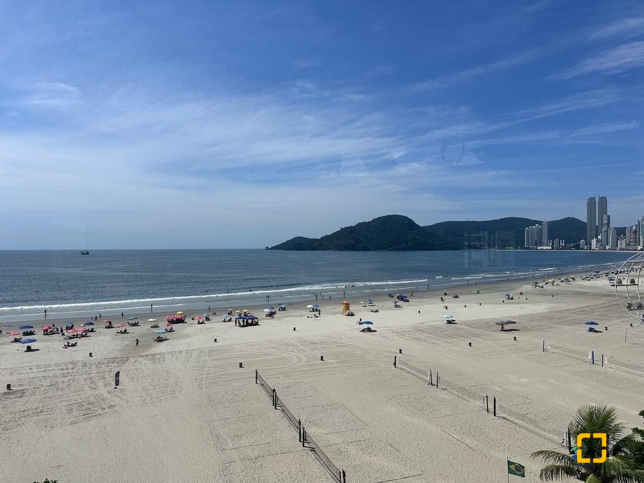 Apartamento com 114m², 2 quartos (sendo 1 suíte), 1 garagem, no bairro Centro em Balneário Camboriú