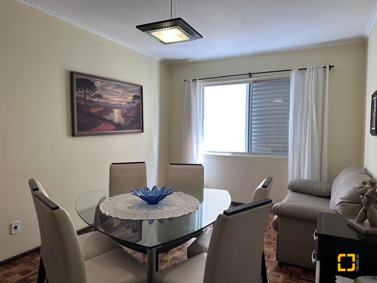 Apartamento com 114m², 2 quartos (sendo 1 suíte), 1 garagem, no bairro Centro em Balneário Camboriú