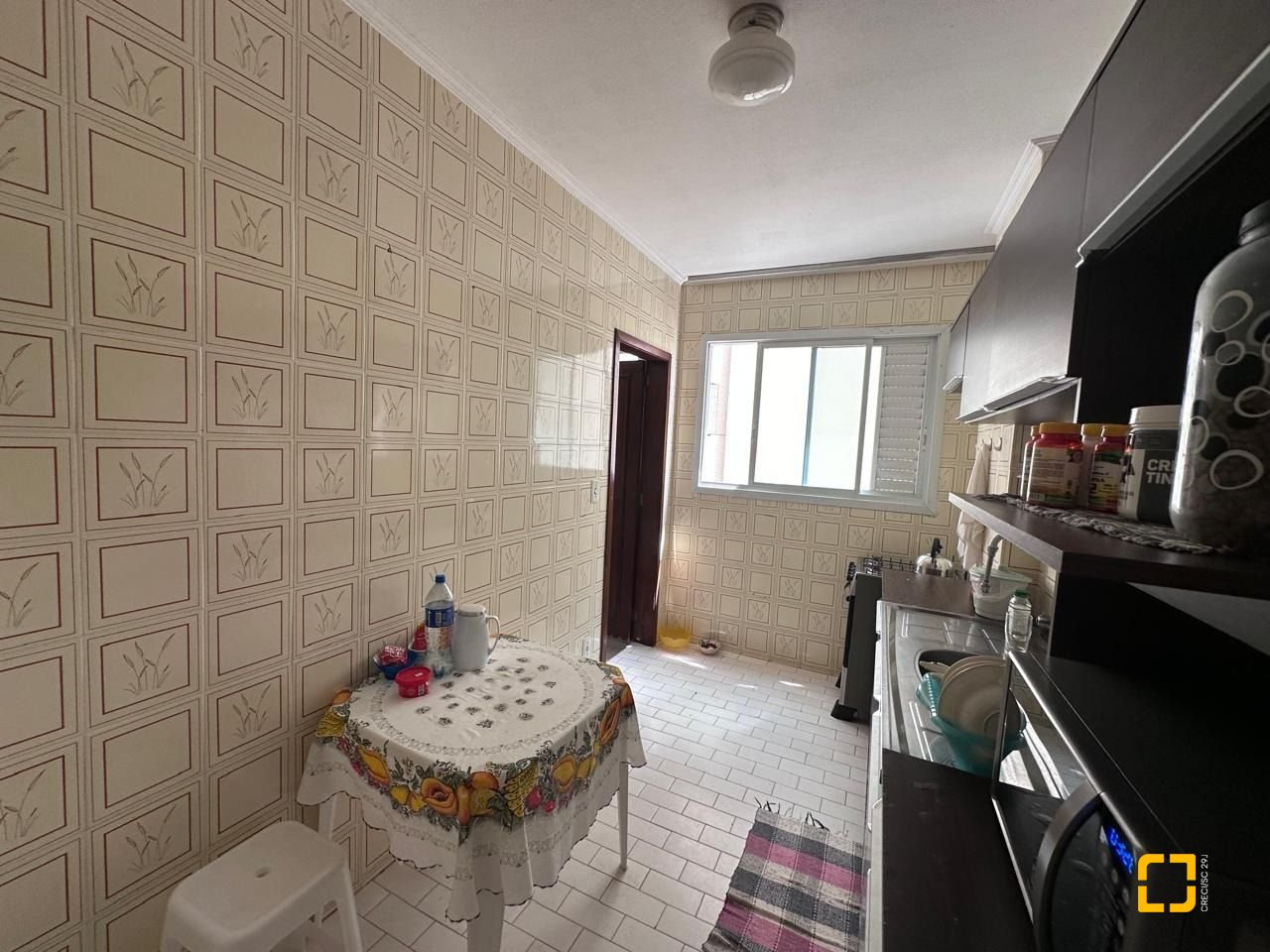 Apartamento com 114m², 2 quartos (sendo 1 suíte), 1 garagem, no bairro Centro em Balneário Camboriú